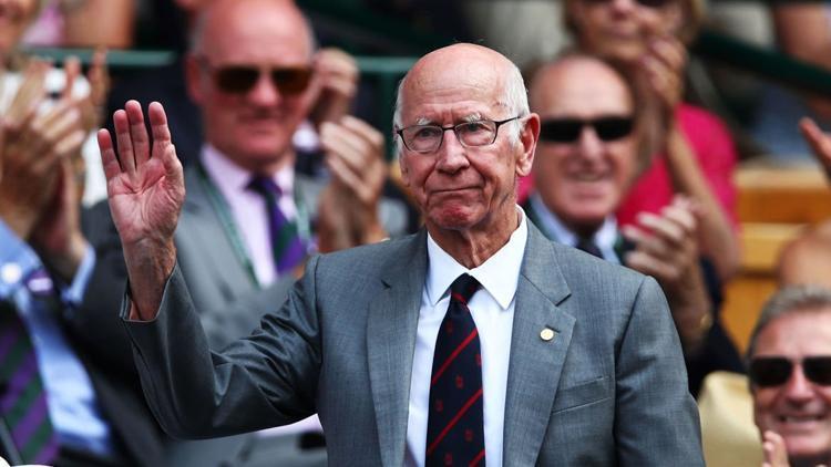 Manchester Unitedın efsanesi Sir Bobby Charlton yaşamını yitirdi