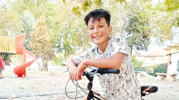 12 yaşındaki Efe’ye nasıl kıyarsın... Bisikletiyle dolaşmaya çıkmıştı