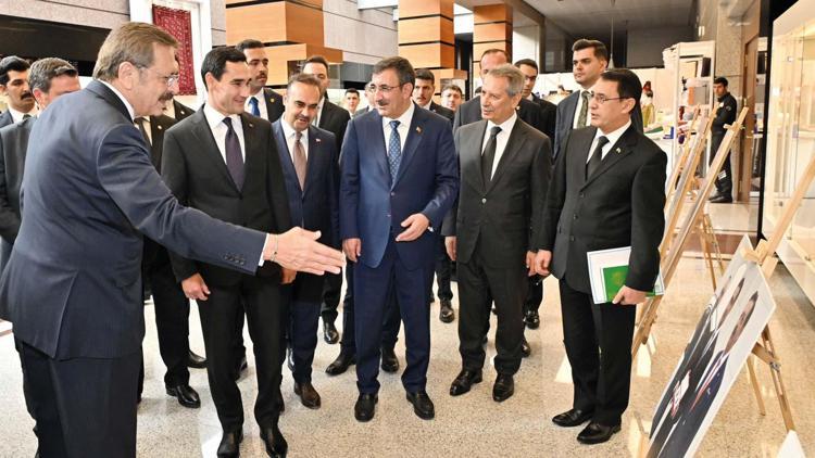 Türkmenistan ile ticareti artırmada kararlılık vurgusu