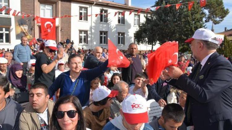 Zile’de Cumhuriyet şöleni