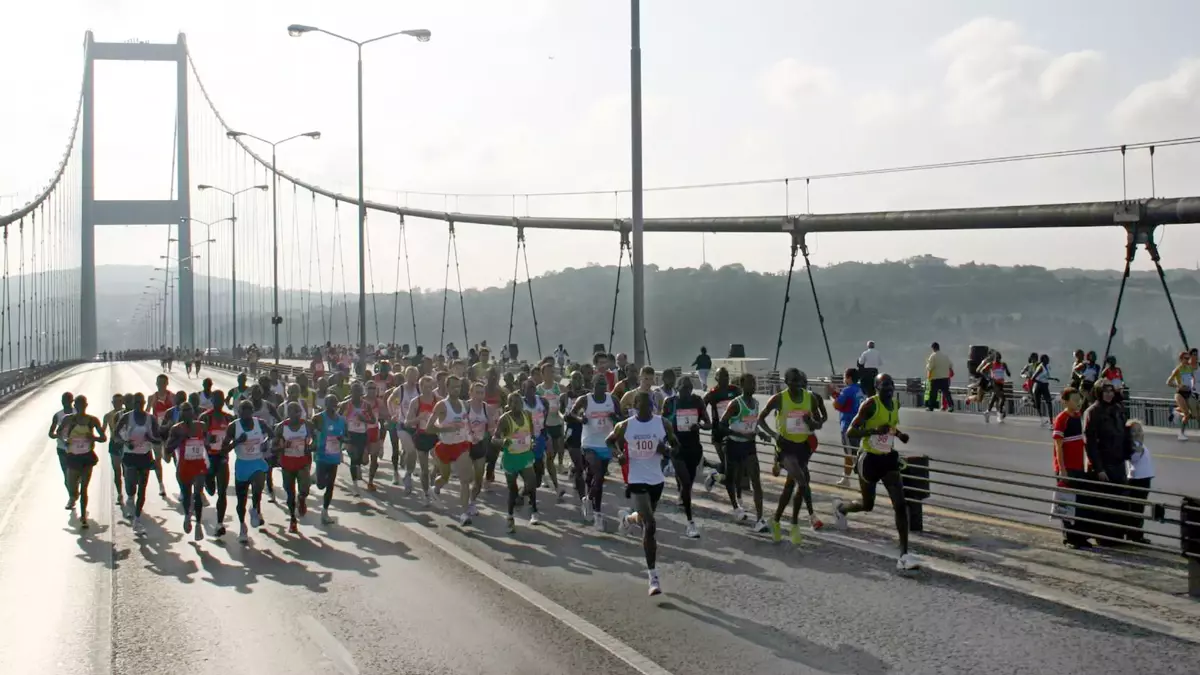 İstanbul Maratonu bu hafta yapılacak... Hangi yollar trafiğe kapalı olacak İşte maraton öncesi son bilgileri