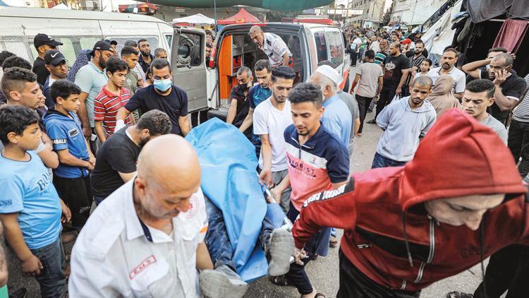 İsrail katliama doymuyor... Şifa Hastanesinde konvoyu vurdular