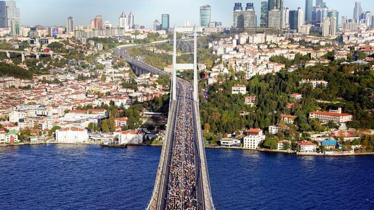45. İstanbul Maratonuna Kenyalı atletler damga vurdu