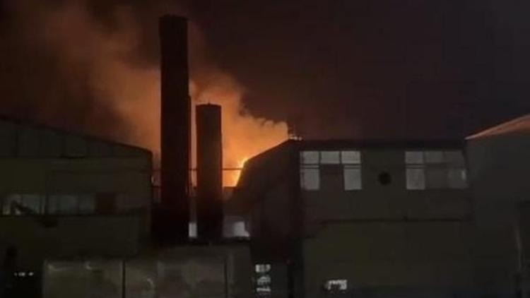 Bursada korkutan fabrika yangını