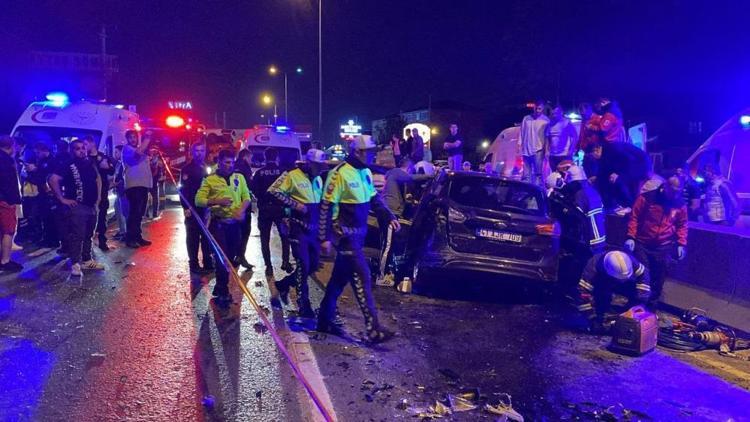 Kocaelideki feci kazada 2 kişi öldü, 7 kişi yaralandı