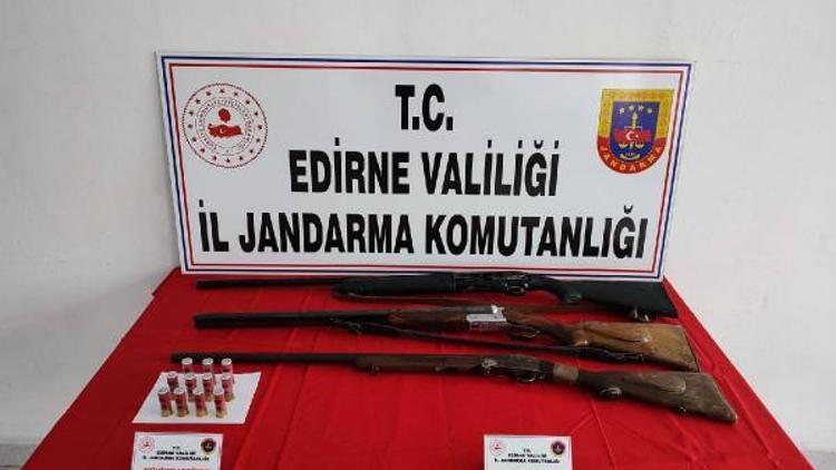 Edirne’de 3 ruhsatsız av tüfeği ele geçirildi