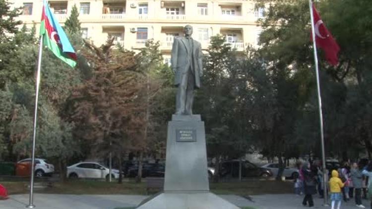 Atatürk 85. ölüm yıl dönümünde Azerbaycanda anıldı