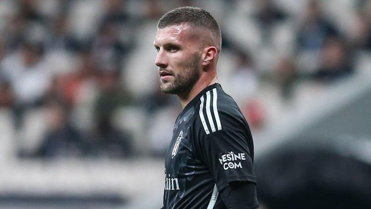 Beşiktaşta Ante Rebic forma girmeye başladı Son 3 maçta 3 asist...