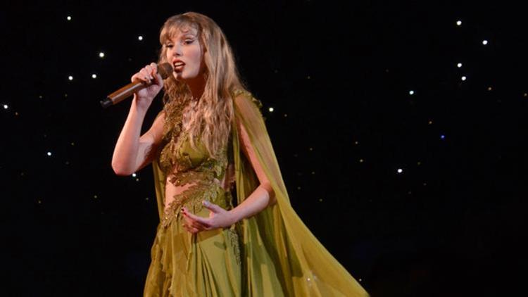 Taylor Swifte turne şoku: 23 yaşındaki hayranı konser alanında hayata veda etti