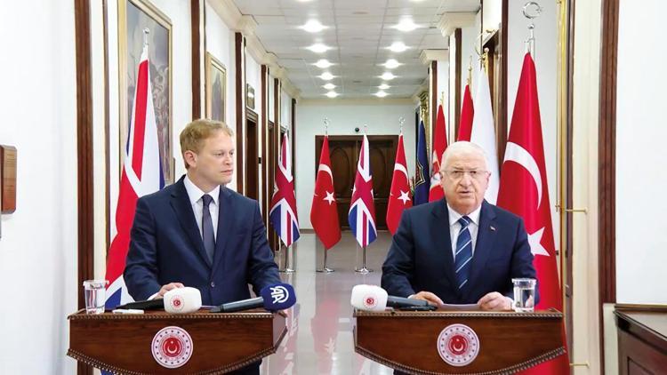 Türkiye ve İngiltere’den savunmada işbirliği