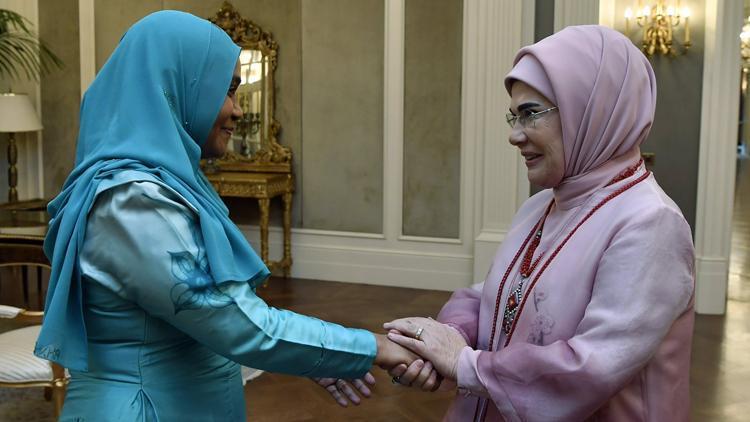 Emine Erdoğan, Maldivler Cumhurbaşkanının eşi ile görüştü