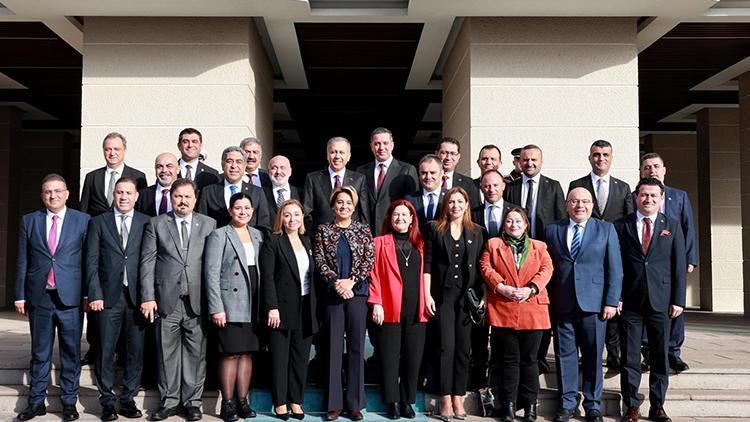 Bakan Yerlikaya, TBB Başkanı Sağkan ve beraberindeki heyetle görüştü