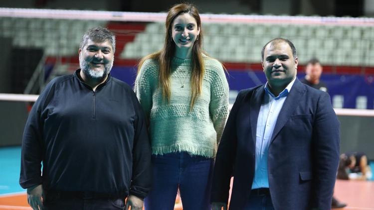 Milli Takım ve Türkiye Voleybol Federasyonuna destek