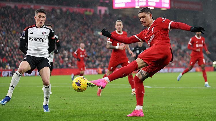 Anfieldda 7 gollük çılgın düelloda zafer Liverpoolun