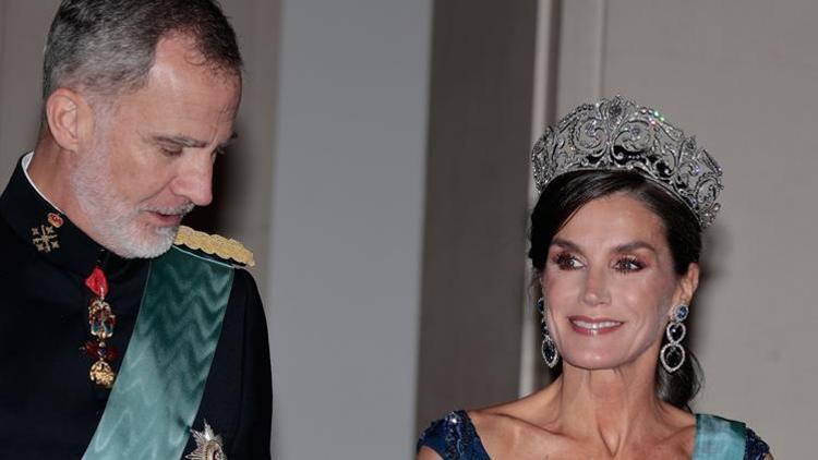 İspanya kraliyet ailesini sallayan yasak aşk iddiası: Kraliçe Letizia, Kral Felipeyi kardeşinin eski kocasıyla mı aldattı