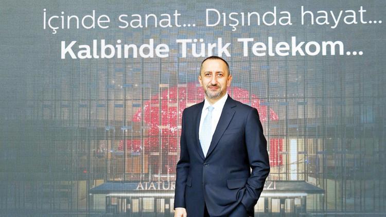 Büyük bir yabancı ortakla Türkiye’ye yatırım sinyali... Türk Telekom iki ay içinde imzaya hazırlanıyor
