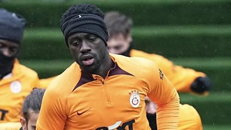 Galatasarayda FC Kopenhag hazırlıkları başladı Davinson Sanchez...