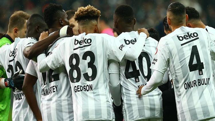 Son Dakika: Beşiktaş 5 futbolcuyu kadro dışı bıraktı
