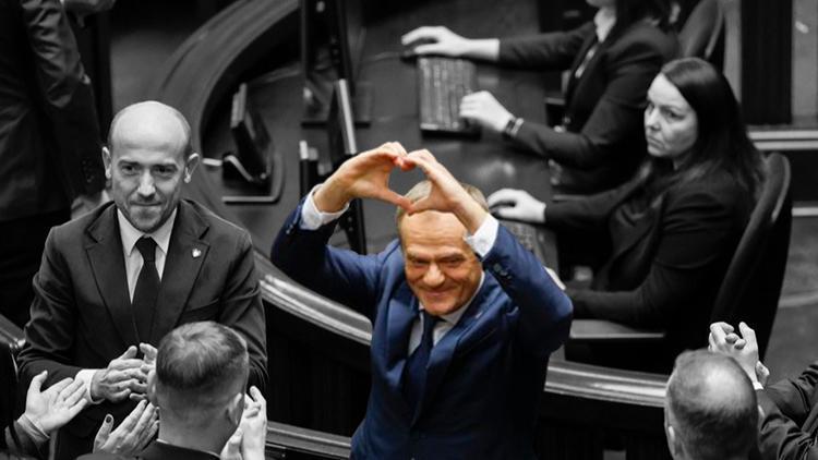 Yıllar sonra geri döndü... Donald Tusk, Polonyanın yeni başbakanı oldu