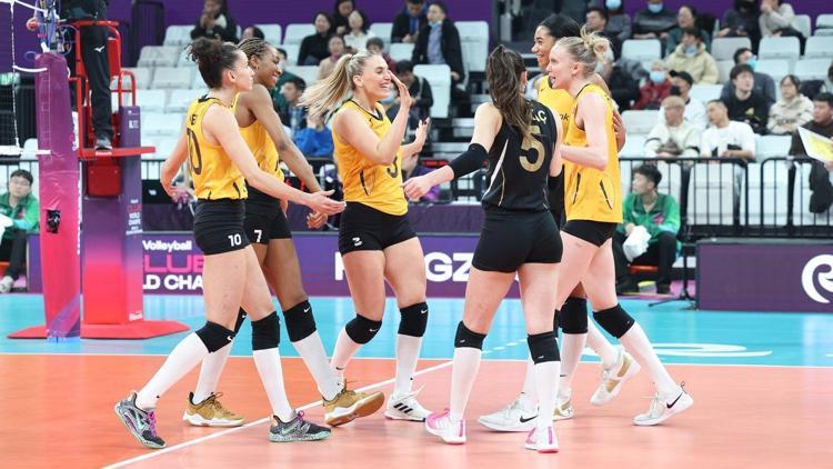 VakıfBank hata yapmadı FIVB Kadınlar Dünya Kulüpler Şampiyonası’nda yarı finale yükseldi...