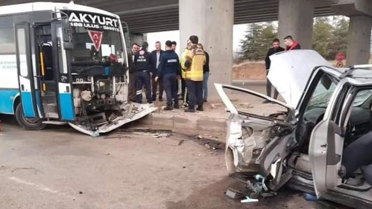 Ankara’da halk otobüsü ile otomobil çarpıştı: 4 yaralı