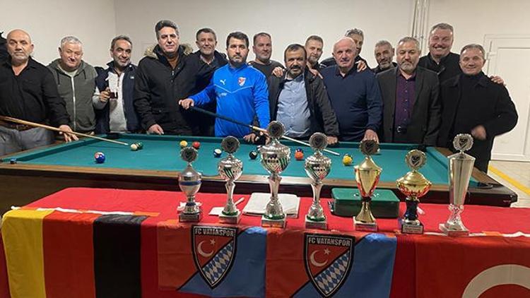 Schwandorf bilardo turnuvasında kupayı imamlar aldı