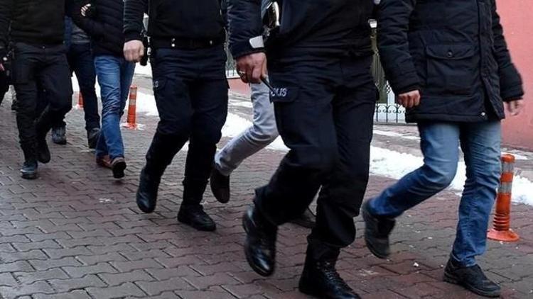 İstanbulda dev operasyon: ByLock kullanan 13 kişi yakalandı