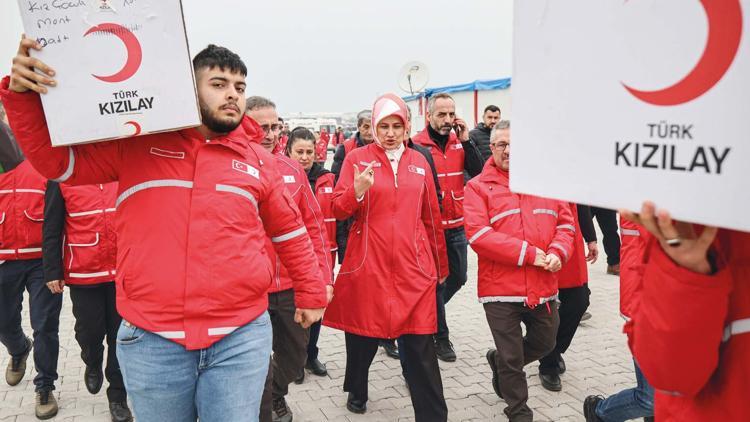 Türk Kızılay’dan deprem bölgesine kış yardımı