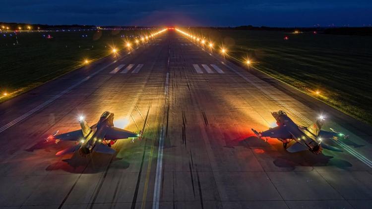 NATOnun ikinci yarışmasını Türk F-16 fotoğrafıyla Polonyalı fotoğrafçı Miroslaw Gawronsky kazandı