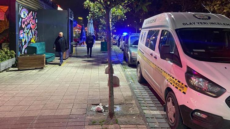İstanbulda gece kulübüne uzun namlulu silahla ateş açtılar