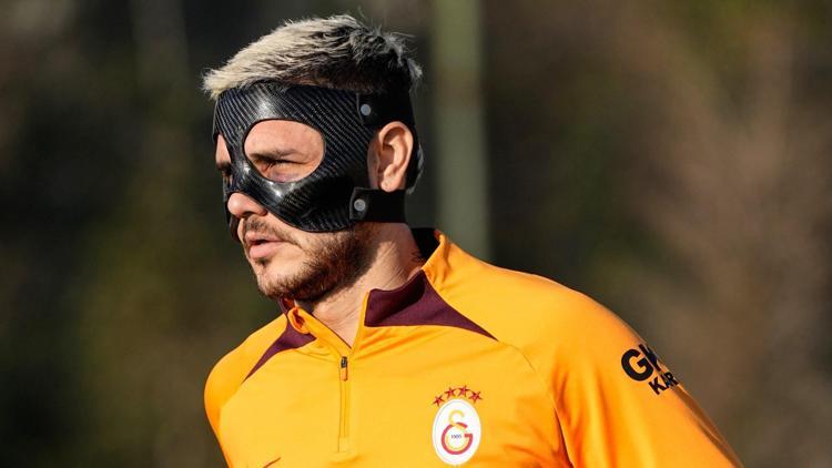 Galatasaray, Süper Kupa hazırlıklarını tamamladı Mauro Icardiye özel maske...