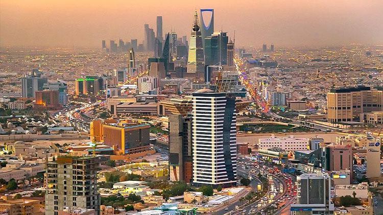 Galatasaray - Fenerbahçe maçına ev sahipliği yapan Riyad, Suudi Arabistandaki tarihi dönüşümün merkezi