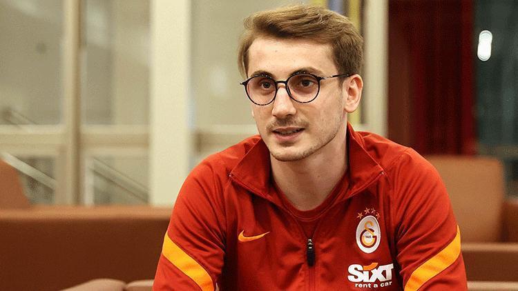 Galatasarayda Kerem Aktürkoğlu burnundan ameliyat oldu