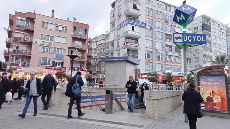 İzmirde metroda yürüyen merdiven kazası: 5 yaralı