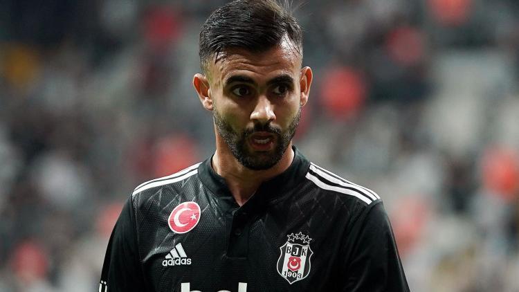 Beşiktaşta Rachid Ghezzalın kadro dışı serzenişi: Ben neden kadro dışı kaldım anlamıyorum