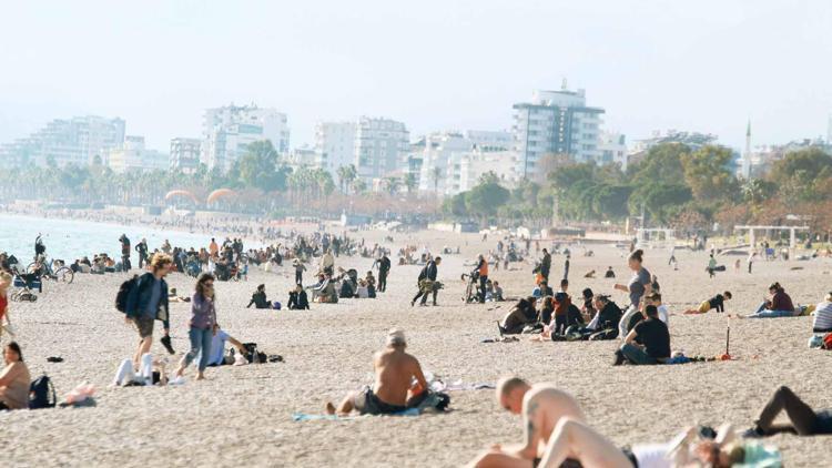 Antalya yılbaşı rekoru kırdı