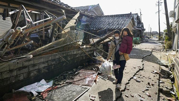 Japonya depreminde can kaybı artıyor