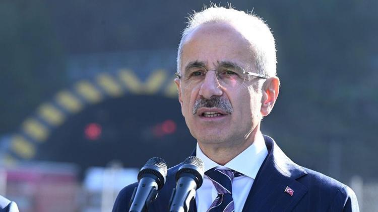 Bakan Uraloğlu açıkladı: Dev projede ilk adım atıldı... Dörtyol-Hassa demiryolu ve otoyolu projesi ihalesi yapıldı
