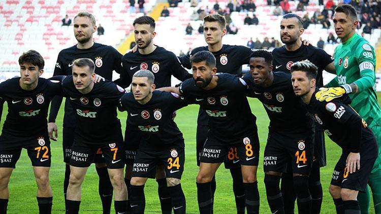 Galatasaraylı futbolculardan maç sonu şampiyonluk mesajı Taraftarımız şüpheye düşmesin