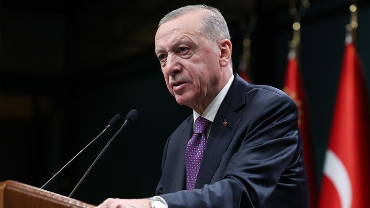 Cumhurbaşkanı Erdoğandan Regaip Kandili paylaşımı