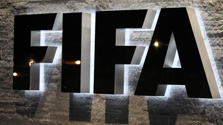 FIFAdan Süper Ligden 7 kulübe transfer yasağı cezası