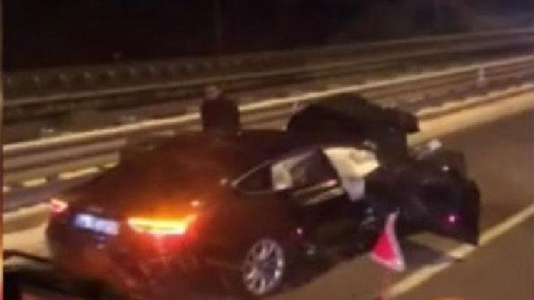 CHPli Milletvekili Karadenizin kullandığı otomobil, minibüsle çarpıştı: 4 yaralı