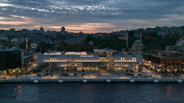Yeni İstanbul Modern harika eserler listesinde
