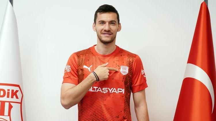 Transfer Haberleri: Umut Nayir, Pendikspor formasını giydi