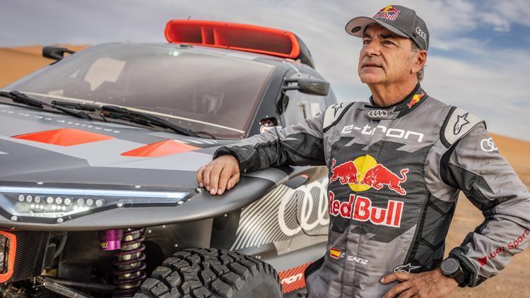 Dakar Rallisi’nde zafer Red Bulldan Carlos Sainzin
