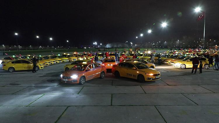 İstanbulda taksiciler şehitleri andı