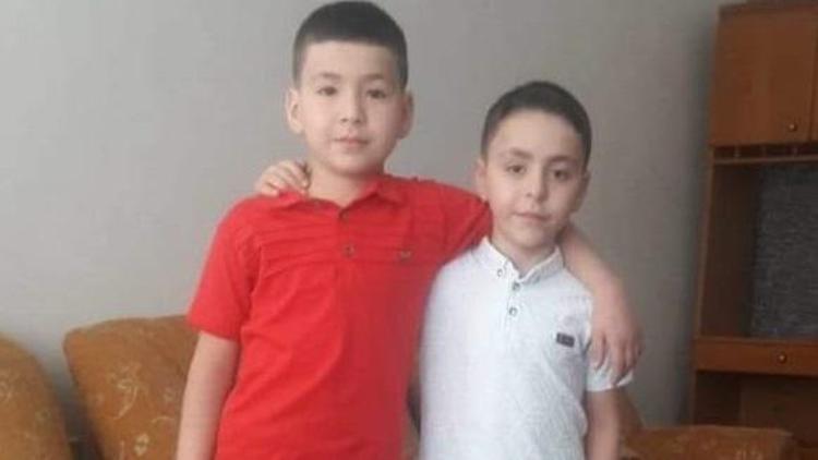 Bursada, 14 ve 11 yaşındaki iki kardeş her yerde aranıyor