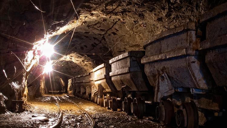 Altın madeni çöktü: 70ten fazla kişi öldü