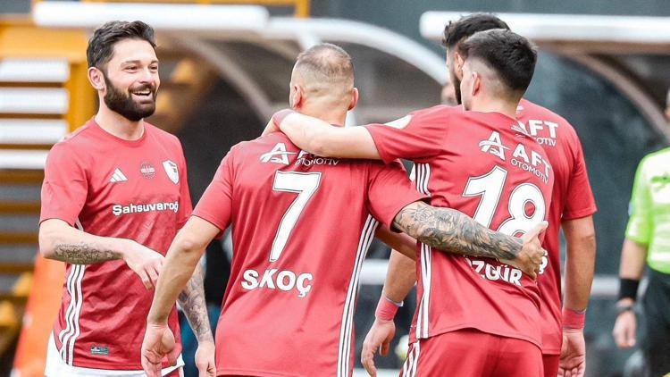 Erzurumspor FK, Manisa deplasmanında 3 puanı 2 golle aldı
