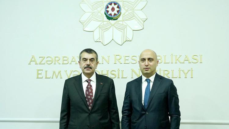 Bakan Tekin, Azerbaycanlı mevkidaşı Amrullayev ile görüştü